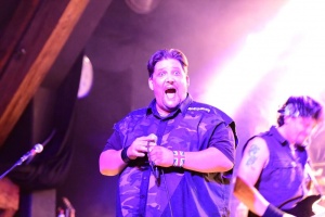 MaceSurprised_Schuur